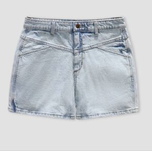 Universal Thread Size 10 Lightwash Denim Shorts